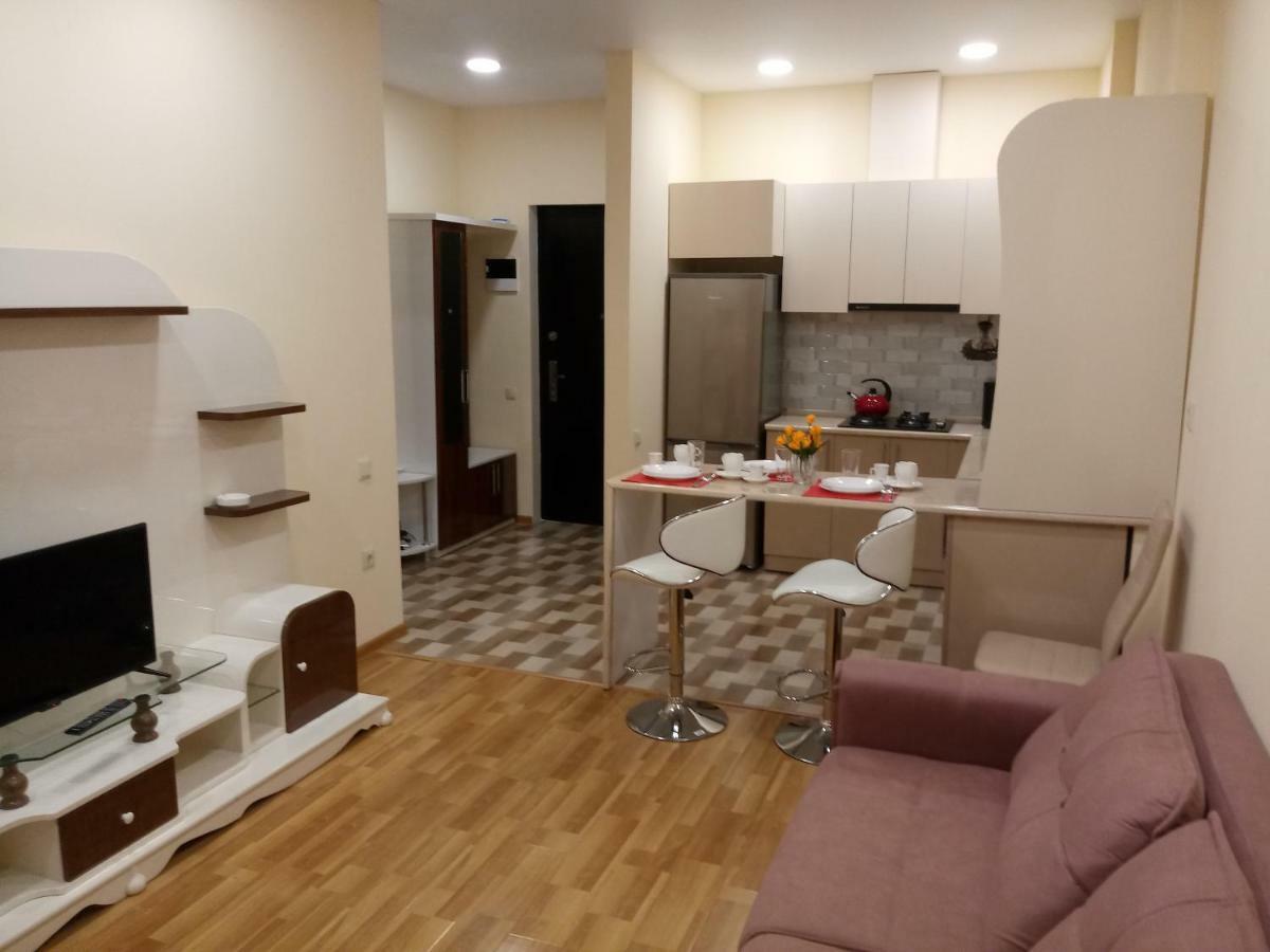 Flat in Batumi city centre Appartement Buitenkant foto