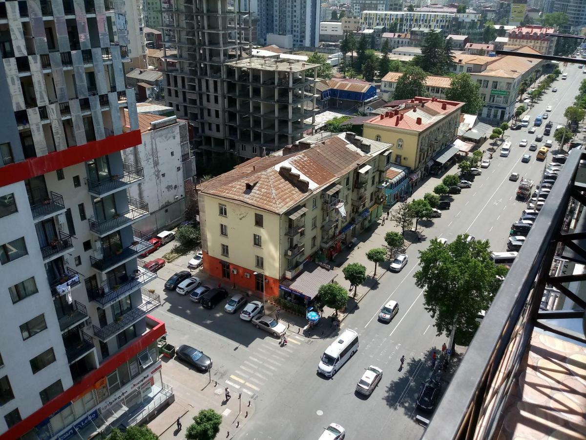 Flat in Batumi city centre Appartement Buitenkant foto